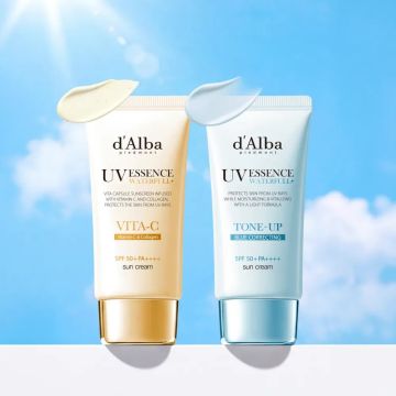 d'Alba مجموعة كريم واقي الشمس لمكافحة علامات التقدم في السن Vita Capsule Blue Tone-Up سعة 50 مل + Vita Sun سعة 50 مل (عبوة من قطعتين)