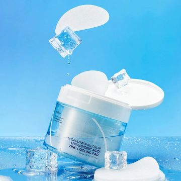 ISNTREE Ultra-Low Molecular Hyaluronic Acid Zinc Cooling Pad 60 Discos